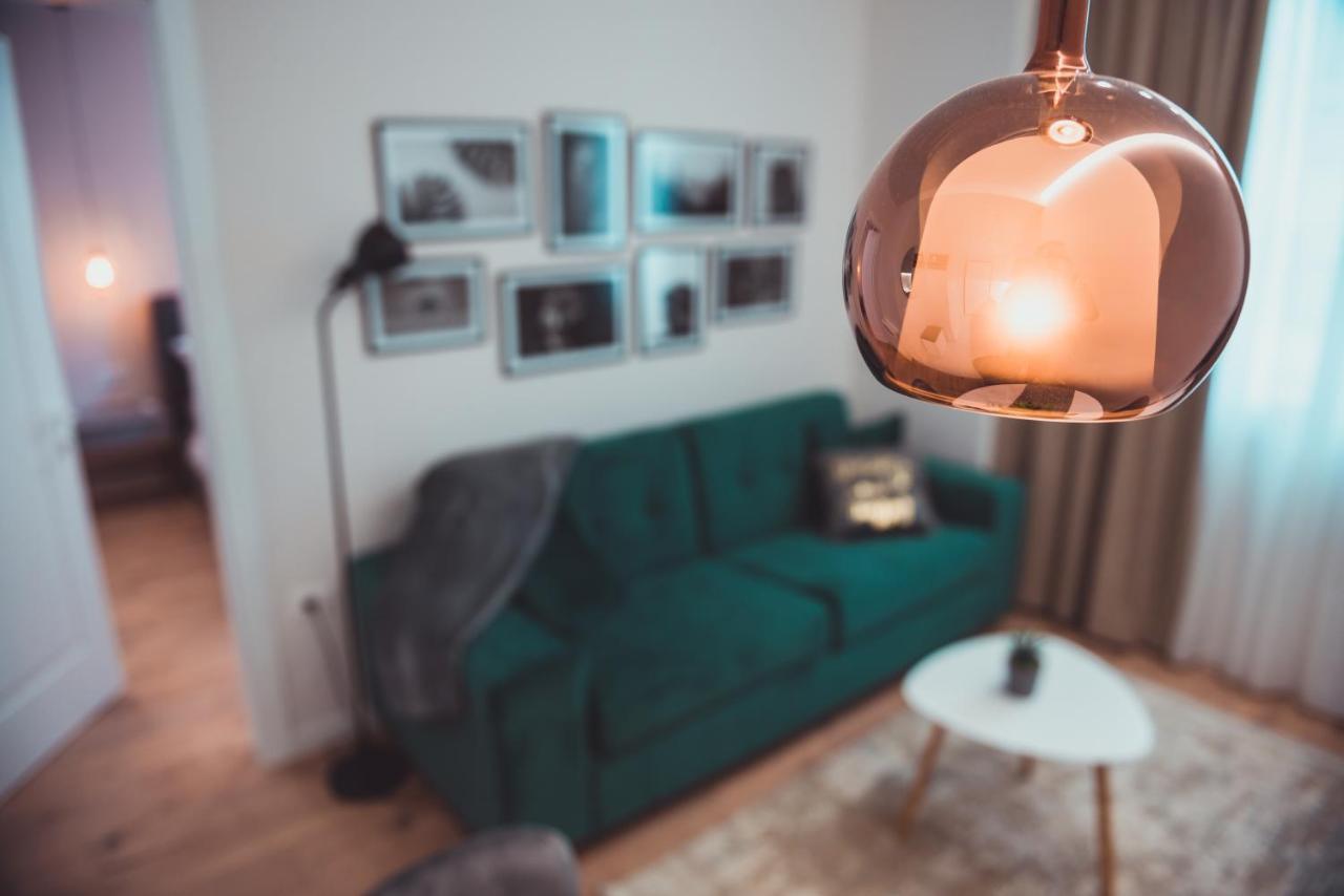 Tam Serviced Apartment City Center No2 Tirana Esterno foto