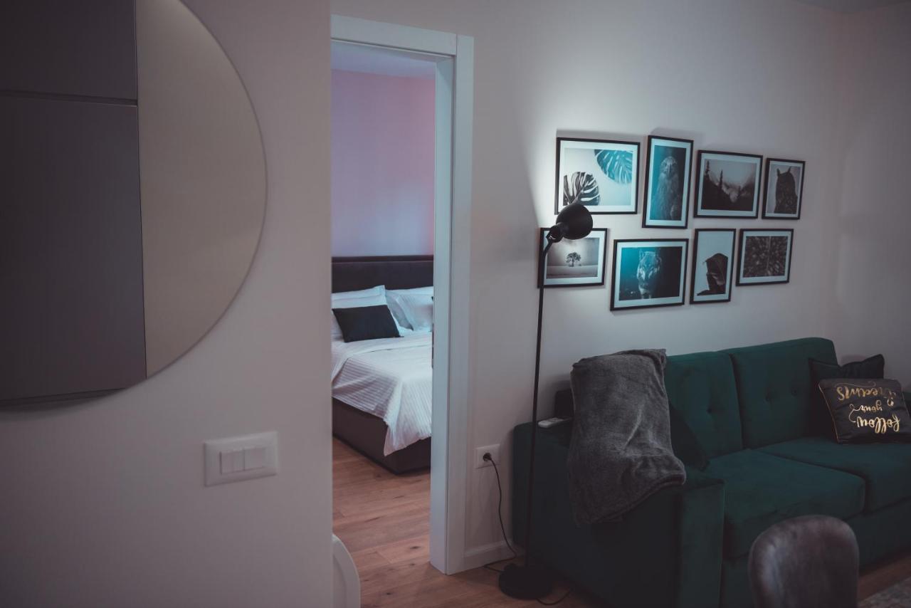 Tam Serviced Apartment City Center No2 Tirana Esterno foto