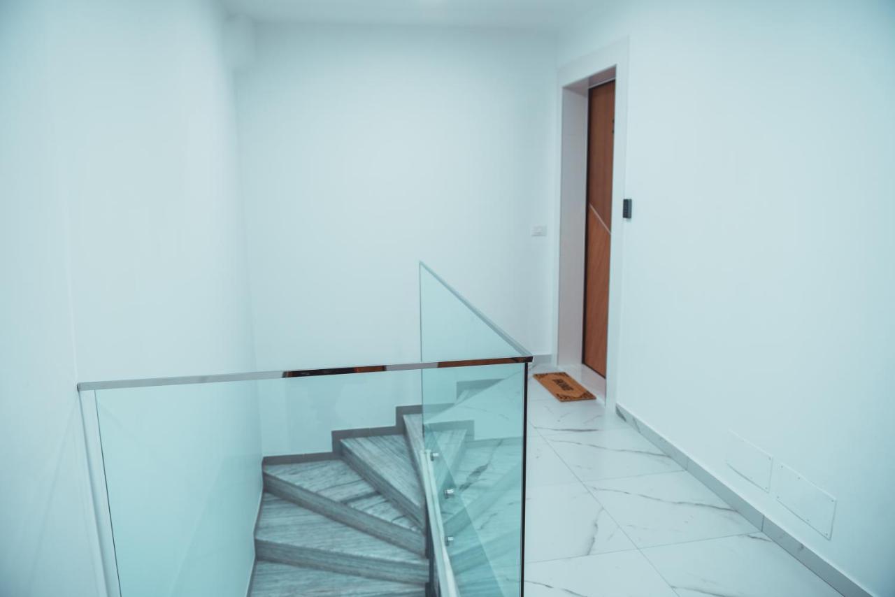 Tam Serviced Apartment City Center No2 Tirana Esterno foto