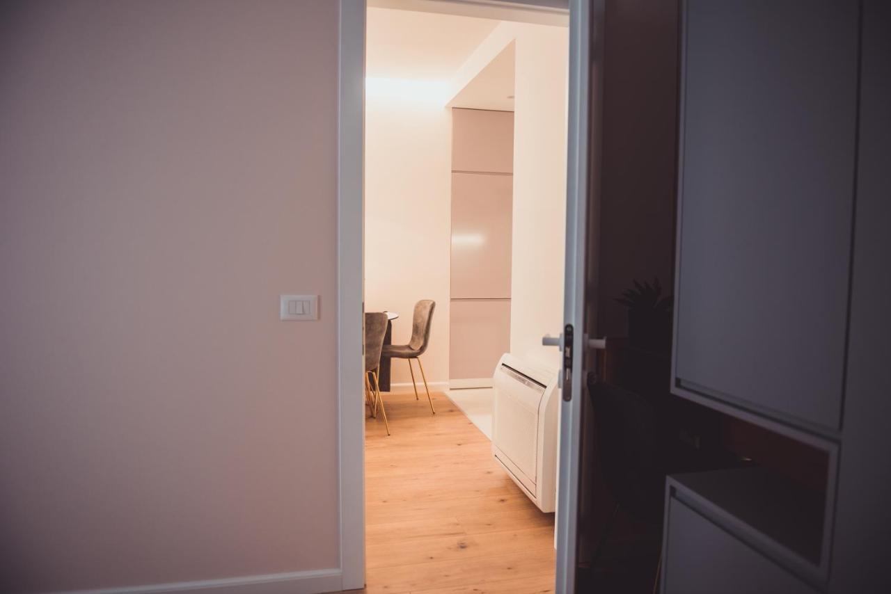 Tam Serviced Apartment City Center No2 Tirana Esterno foto