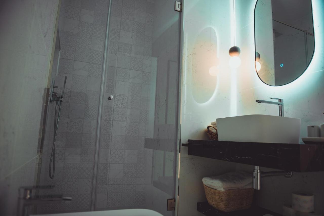 Tam Serviced Apartment City Center No2 Tirana Esterno foto