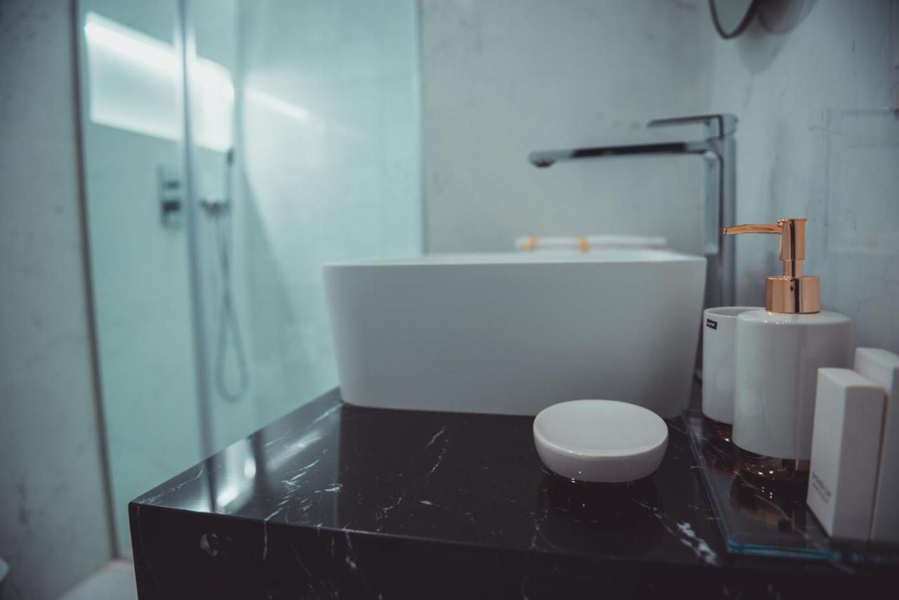 Tam Serviced Apartment City Center No2 Tirana Esterno foto